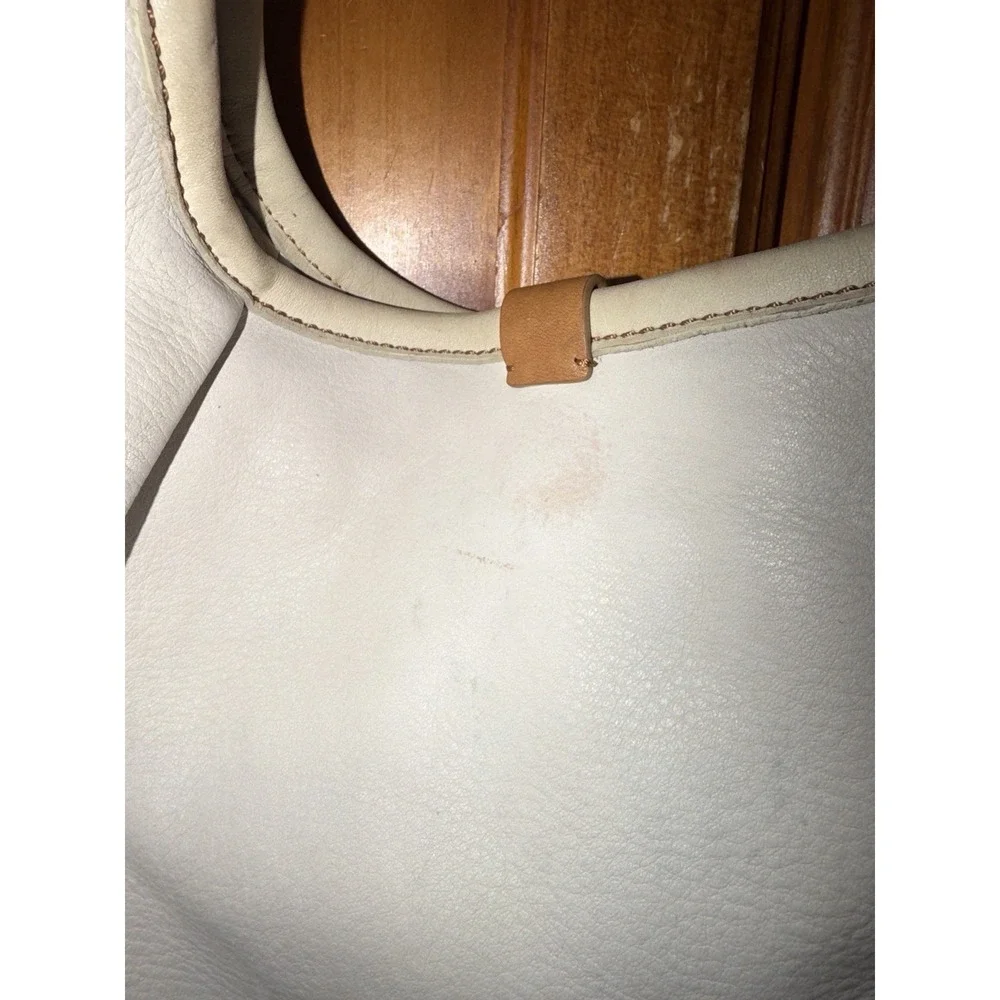 UGG Australia Genuine Calf Leather Hobo Shoulder Handbag Purse Beige Travel Tote